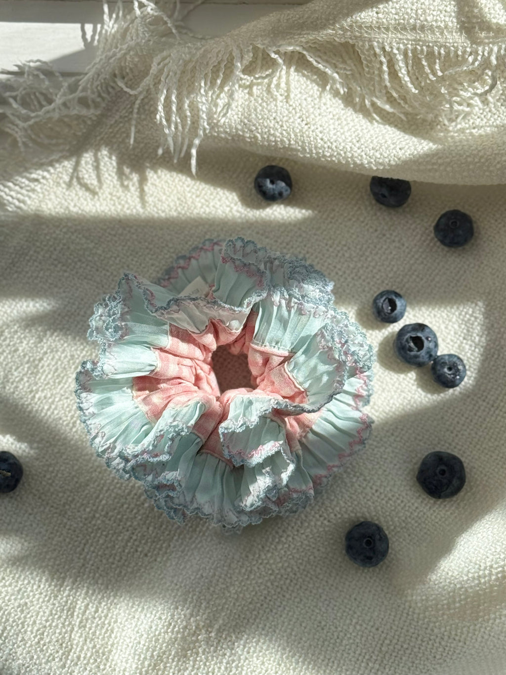 Bubble Cream ，light Blue and Pink plaid Ruffle Scrunchie，Ponytail Holders，hair tie
