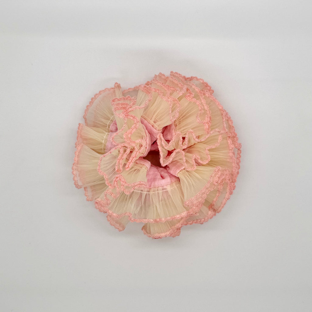 The Blossom Princess – Style Voluminous Scrunchie