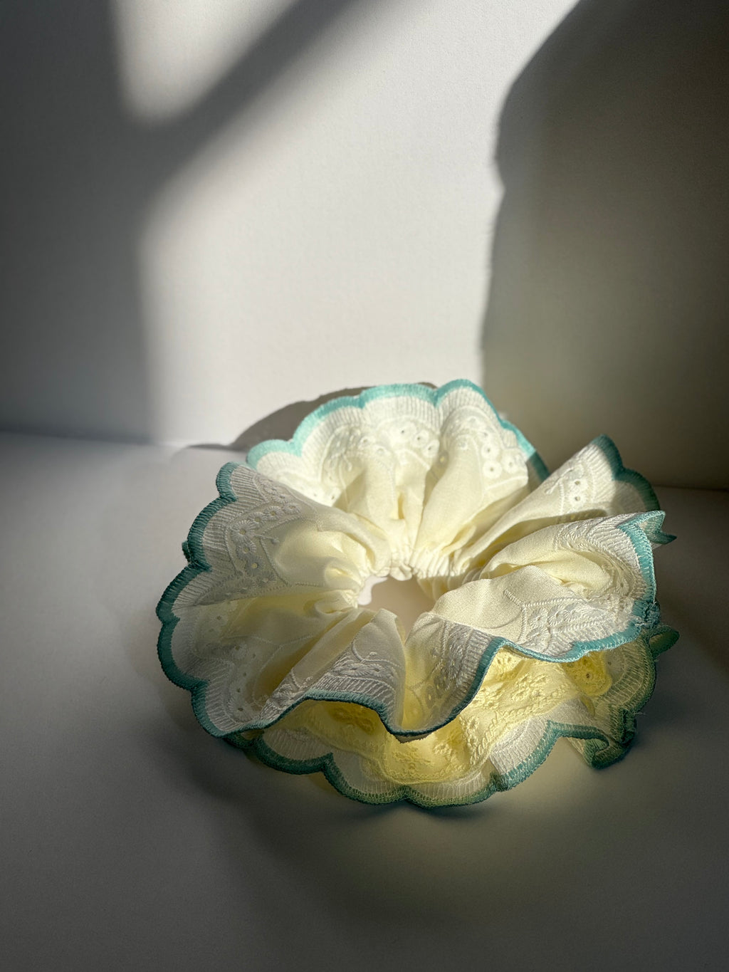  Layered lace colorful flower Scrunchie，daylily hair tie