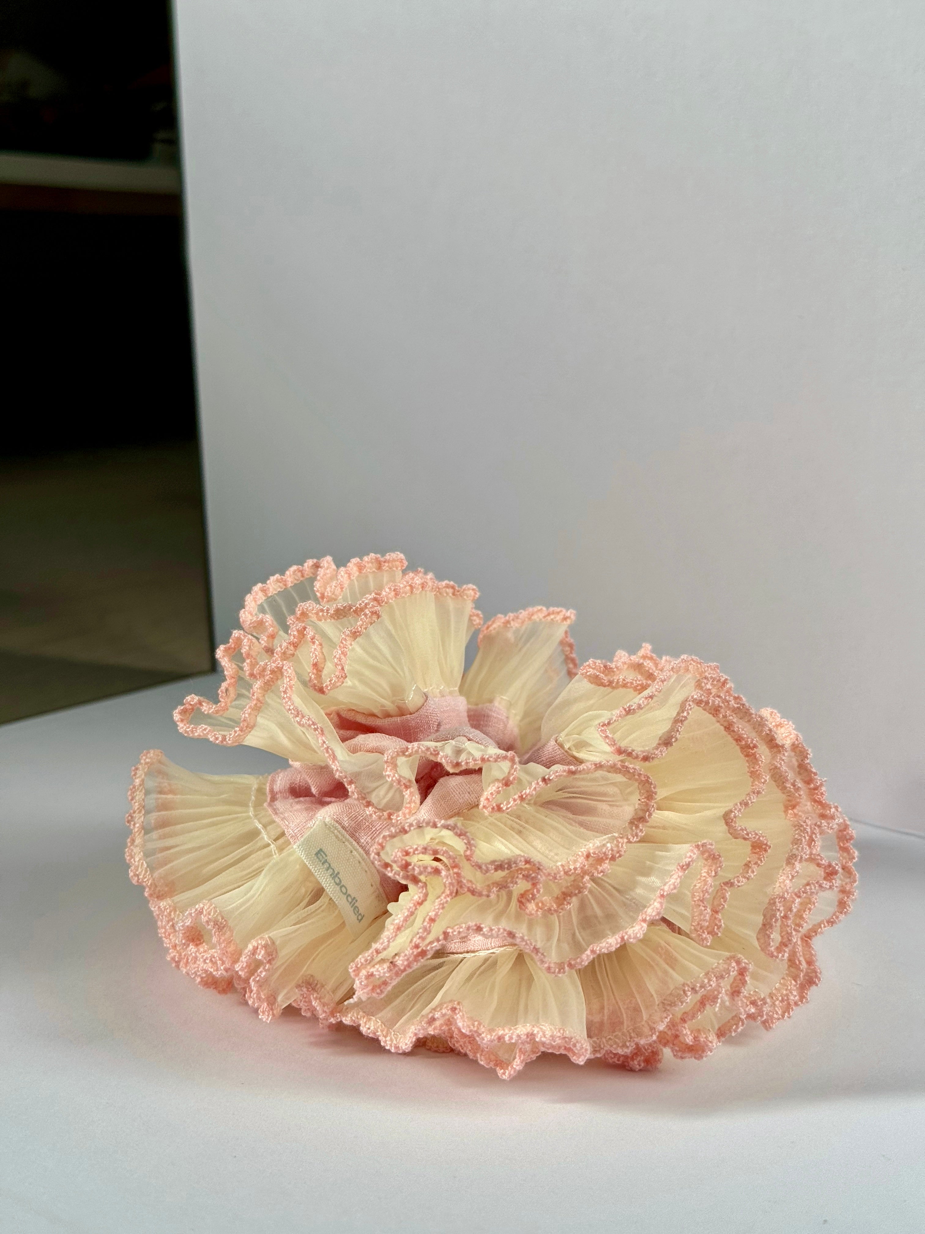 Style Voluminous Scrunchie，Ruffle Scrunchie，Ponytail Holders
